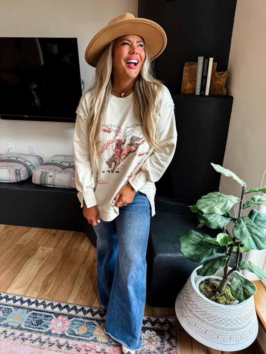 Ranch Girl Classic Pullover