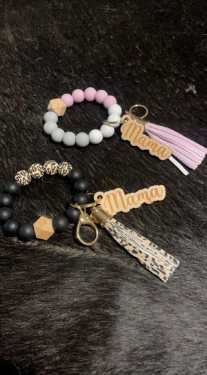 Mama Keychain Bracelet